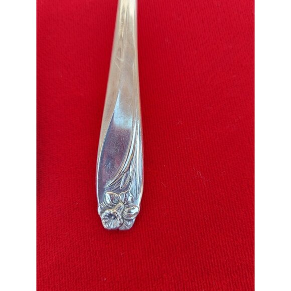 3 Vintage Rogers Daffodil Pattern Silverplate Dinner Forks 7.5" - Picture 2 of 3